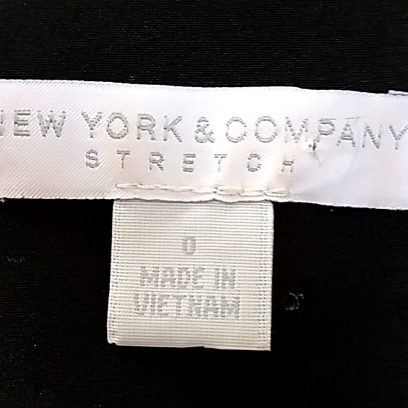 New York & Company Black/Gray Faux Leather Business Dress. Size  0 - Picture 10 of 11